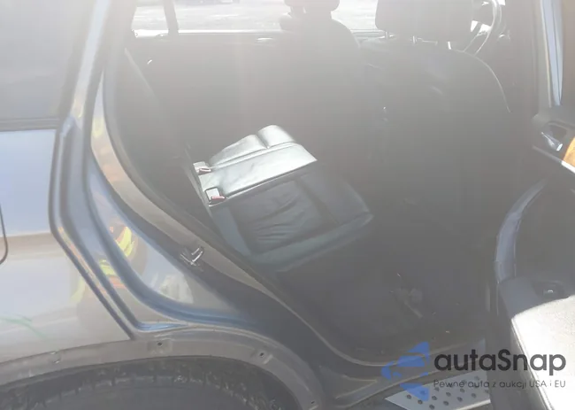 5UXFE4C54AL278084: 42097702