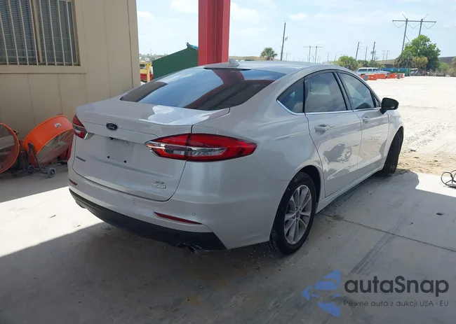 3FA6P0HD0LR264147: 42097946