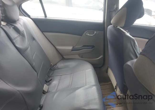 2HGFB2F57CH535279: 42098125