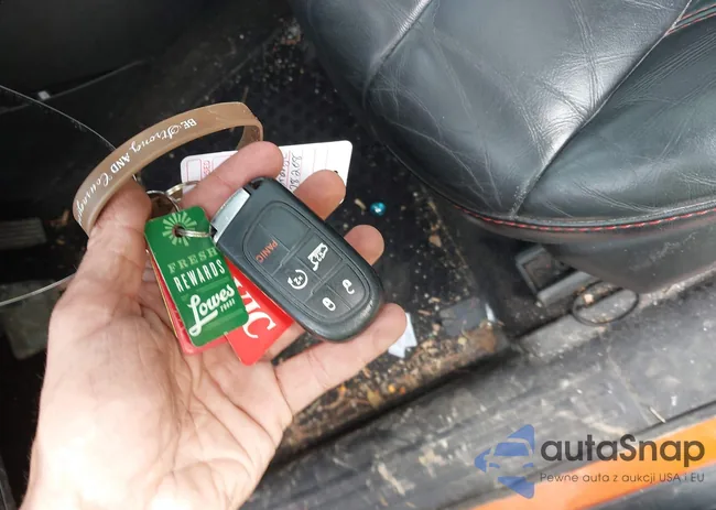 1C4PJMBS8FW578208: 42097446