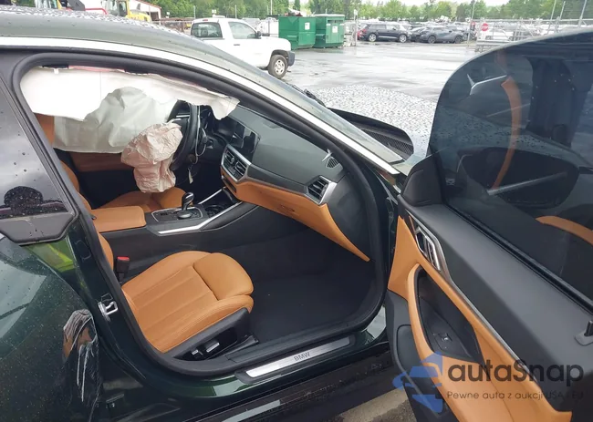 WBA63AV09PFN78926: 42098820