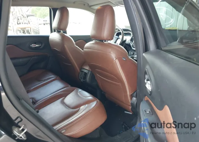 1C4PJLCS9FW720901: 42098865