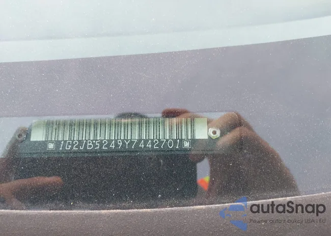 1G2JB5249Y7442701: 42098956