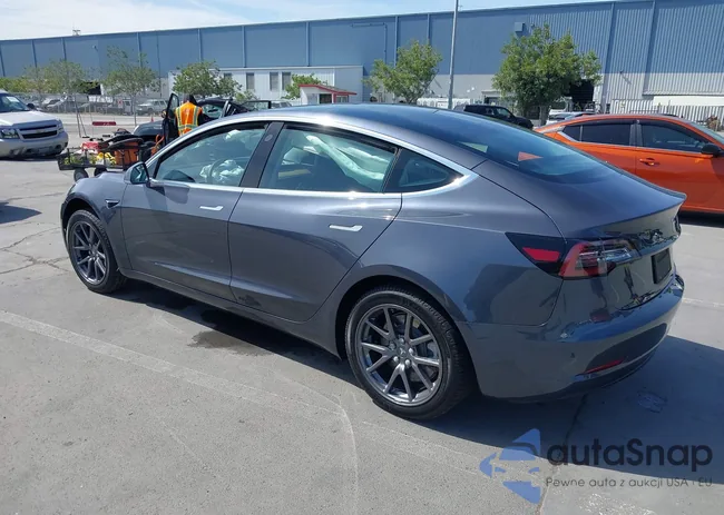 5YJ3E1EA6LF703159: 42099718