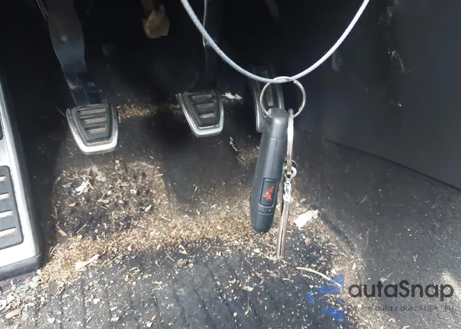 3VW5T7BU3LM051545: 42099403