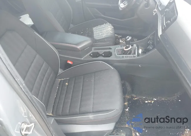 3VW5T7BU3LM051545: 42099403