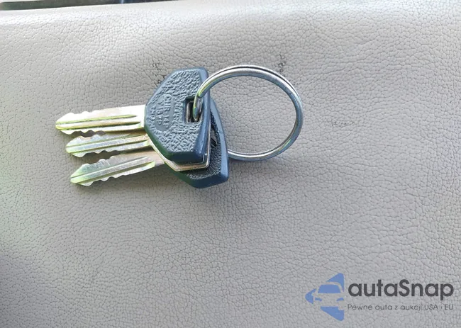 3B7HC13Y1VG764945: 42100879