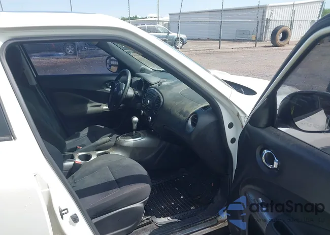 JN8AF5MR4DT210456: 42100893