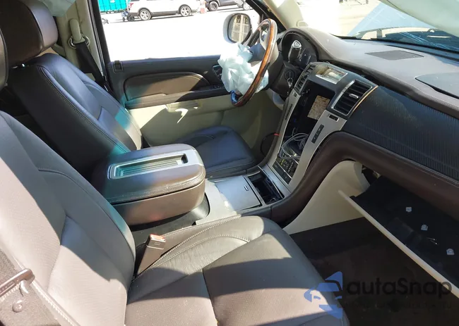 1GYS3DEF8BR269649: 42101063