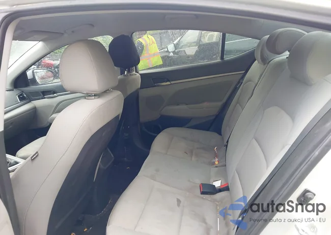 5NPD84LF4JH237371: 42100309