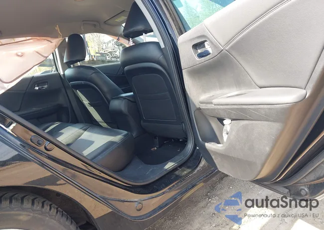 1HGCR2F51EA120782: 42101784