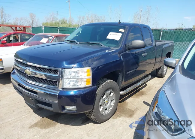 1GCRCSE03BZ303291: 42101874