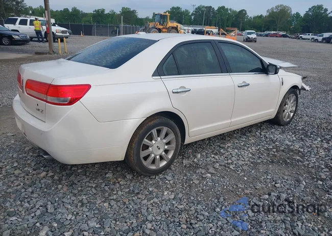 3LNHL2GC1CR807620: 42101980