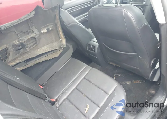 3VWPL7AJ1CM683735: 42102031