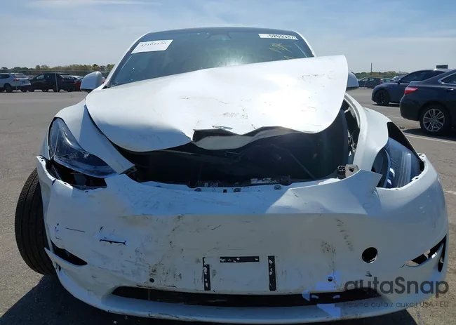 5YJYGDEE0LF047030: 42102126