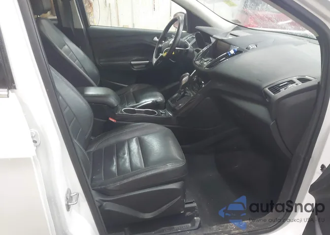 1FMCU9J90EUD21552: 42102148