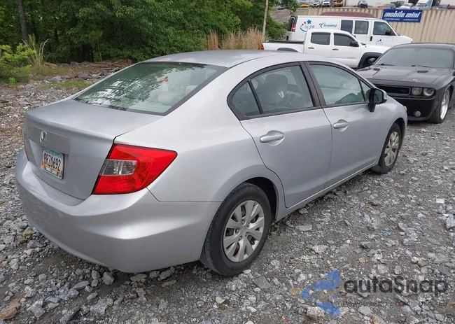 2HGFB2F53CH560566: 42101520