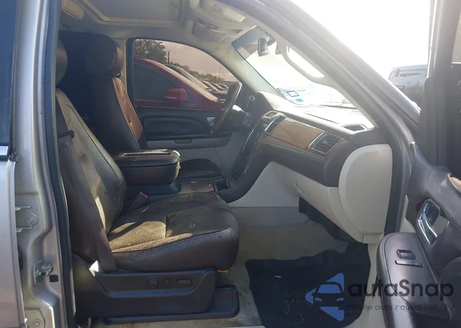 1GYFK36239R171763: 42101558