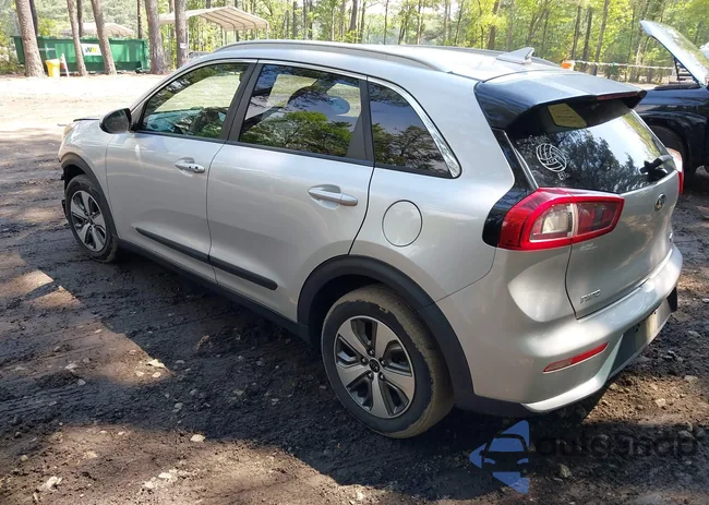 KNDCB3LC9K5217129: 42102701