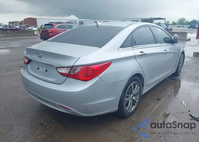 5NPEB4AC9BH182268: 42102729