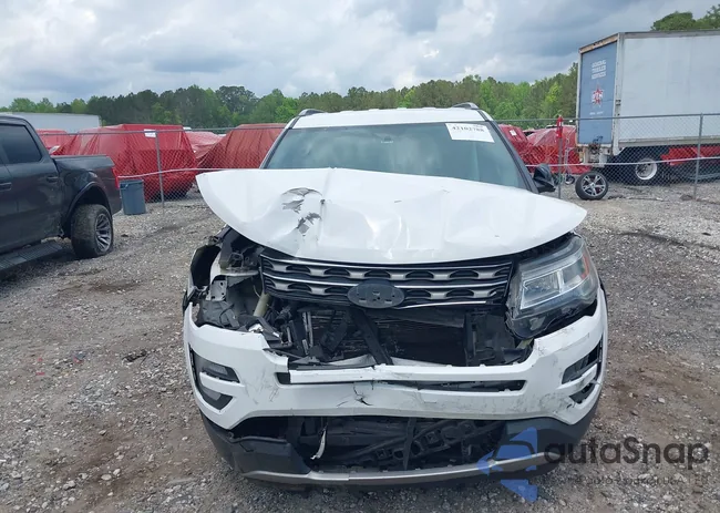 1FM5K7D89HGD09781: 42102788