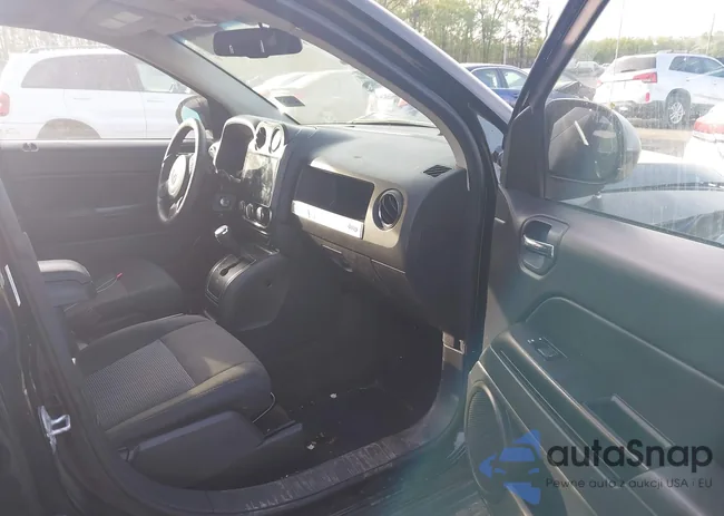 1C4NJDBB4GD756524: 42103010