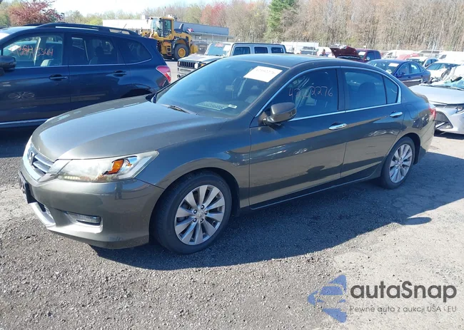 1HGCR2F84EA184616: 42102276