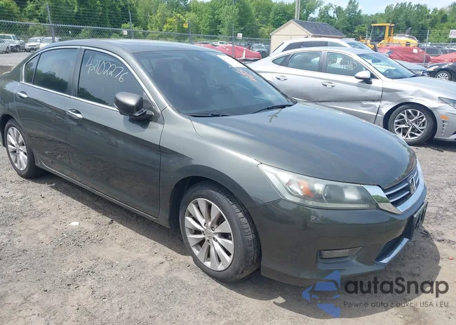 1HGCR2F84EA184616: 42102276