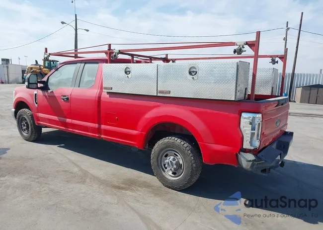 1FT7X2A66KED72098: 42102280