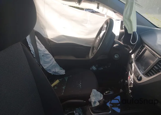 3KPC24A31JE017535: 42103840