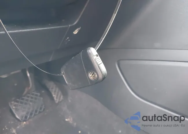 1V2DR2CA4KC524033: 42104613