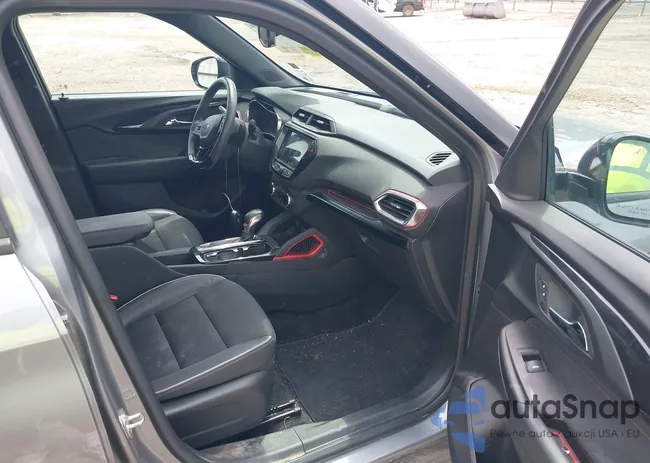 KL79MUSL1PB216879: 42104714