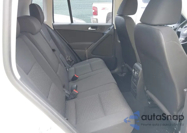 WVGAV7AX4JK004631: 42104747