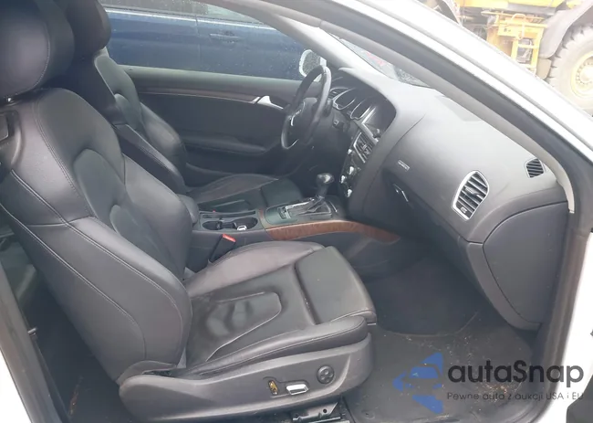 WAULFAFR9DA042929: 42105053