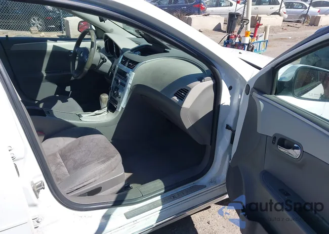 1G1ZC5E08CF109921: 42105059