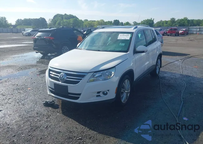 WVGBV7AX9AW516463: 42105090