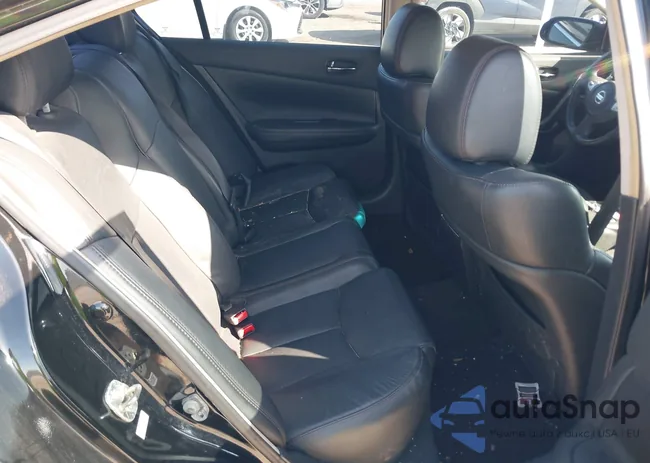 1N4AA5AP5EC477030: 42104484