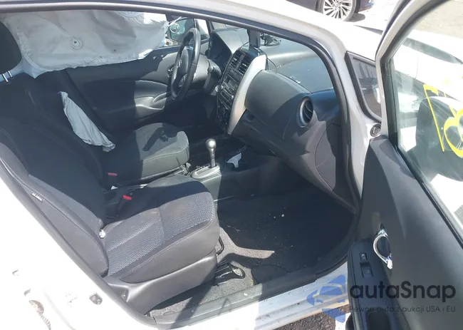 3N1CE2CP3FL380209: 42105637