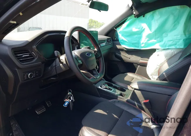 1FMCU0MN2PUB46678: 42105981