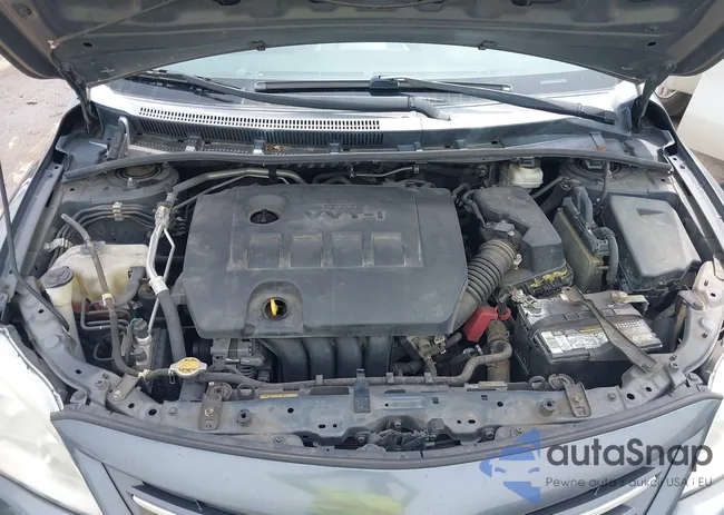 2T1BU4EE5DC957261: 42106024