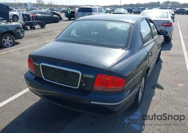 KMHWF35H64A980631: 42106120