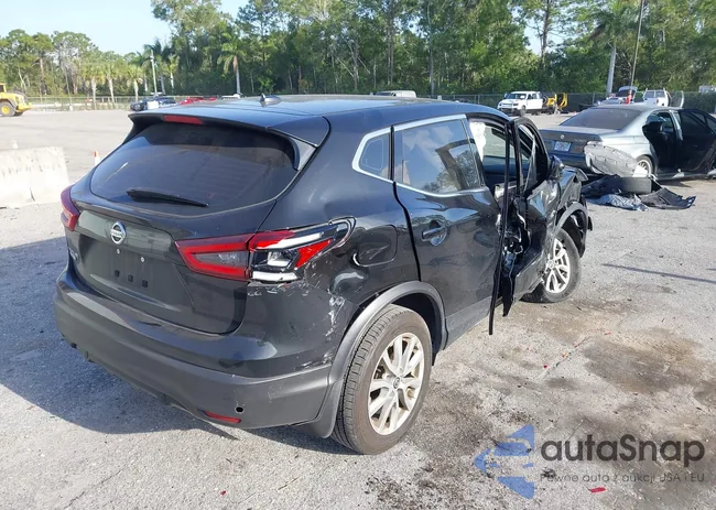 JN1BJ1AV7NW340713: 42106911