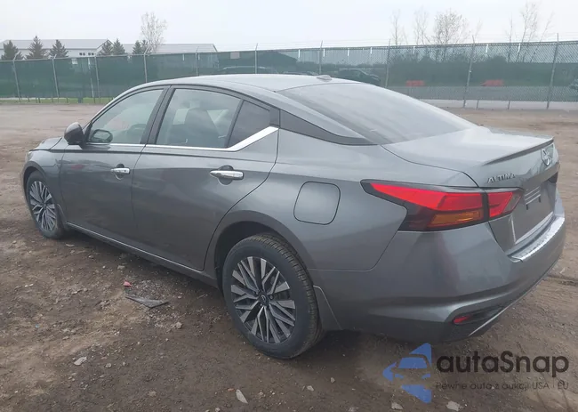 1N4BL4DW0PN302056: 42106411