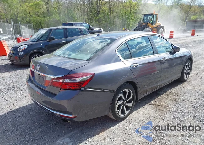 1HGCR2F82GA236456: 42108106