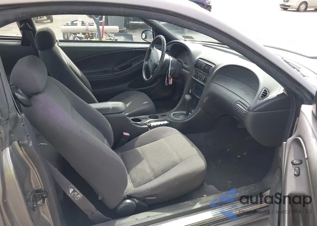 1FAFP40412F101781: 42108137