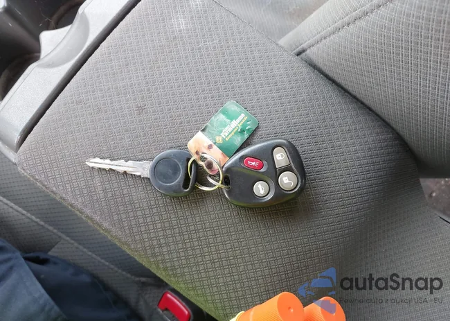 1G4HP52KX4U108985: 42107301