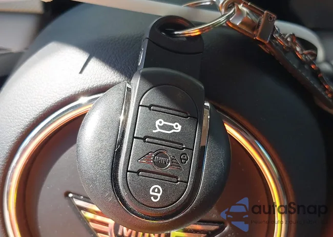 WMW53DH09P2T51901: 42108680