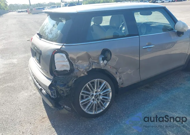 WMW53DH09P2T51901: 42108680