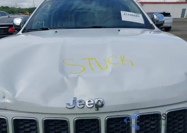 1C4RJFCG8EC162318: 42108681