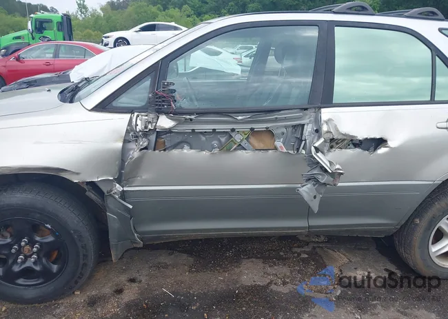 JT6GF10U3Y0060413: 42108695